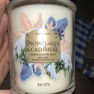 NWT BATH &BODY WORKS CANDLE